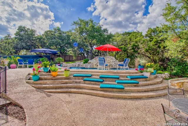 2110 WINDING VW San Antonio, TX 78260