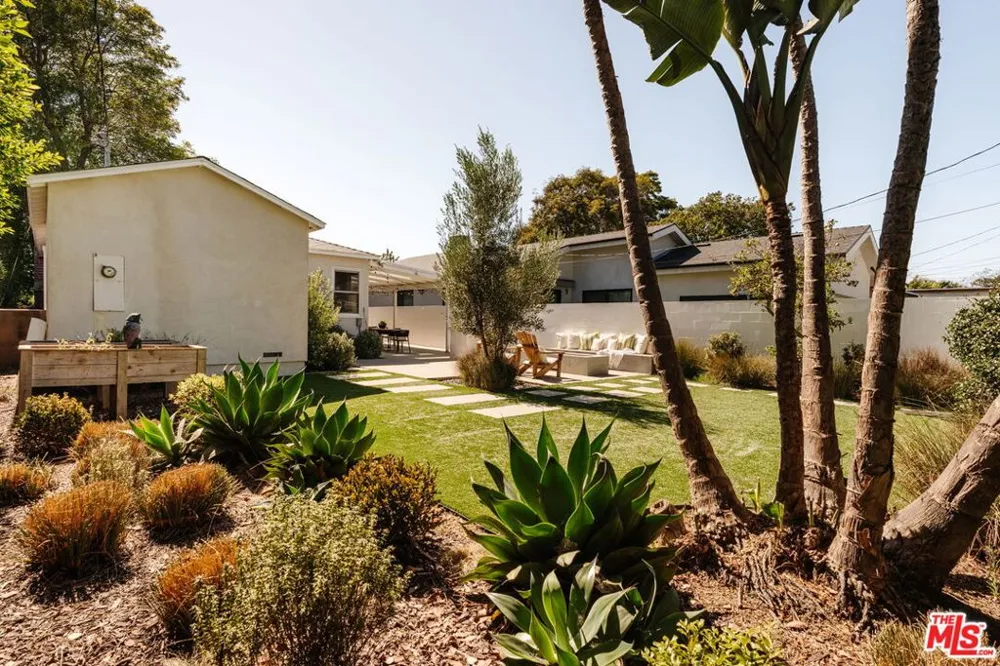 3540 Maplewood Avenue Los Angeles, CA 90066