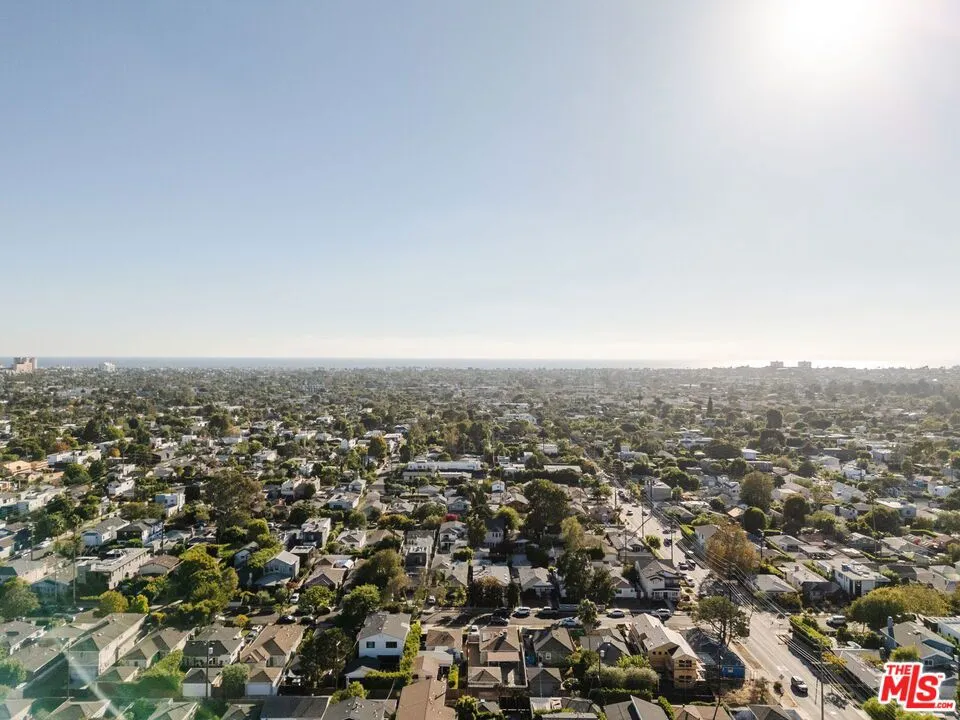 3540 Maplewood Avenue Los Angeles, CA 90066