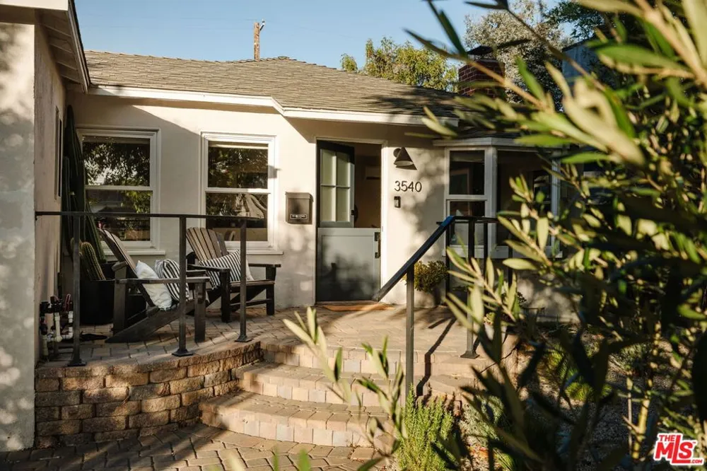 3540 Maplewood Avenue Los Angeles, CA 90066
