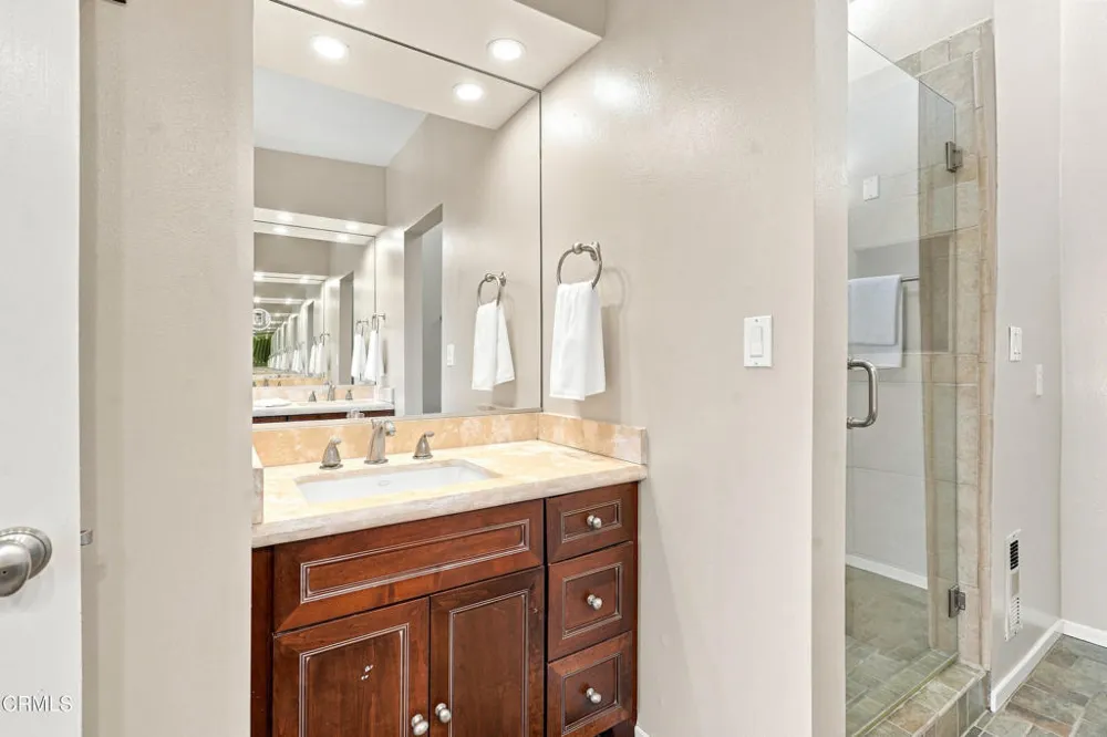 595 Elm Sierra Madre, CA 91024