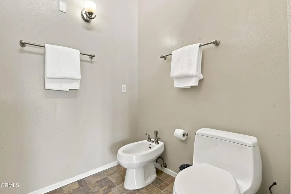 595 Elm Sierra Madre, CA 91024