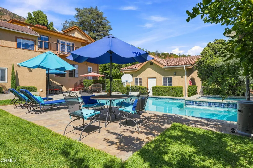 595 Elm Sierra Madre, CA 91024