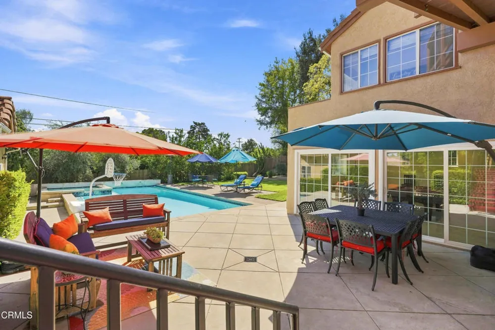 595 Elm Sierra Madre, CA 91024