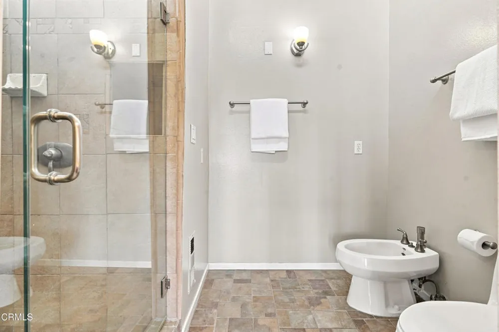 595 Elm Sierra Madre, CA 91024