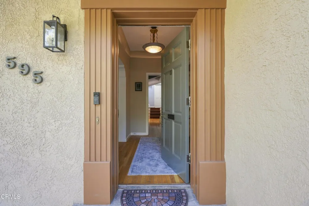595 Elm Sierra Madre, CA 91024