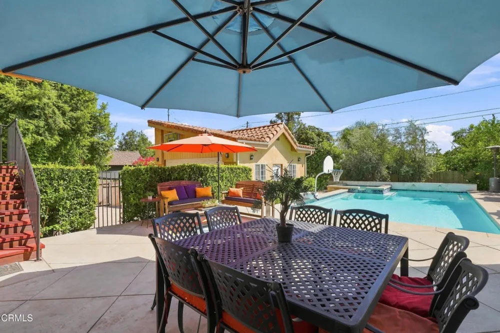 595 Elm Sierra Madre, CA 91024