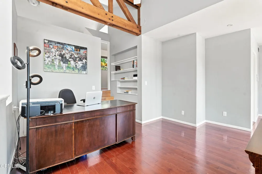 595 Elm Sierra Madre, CA 91024