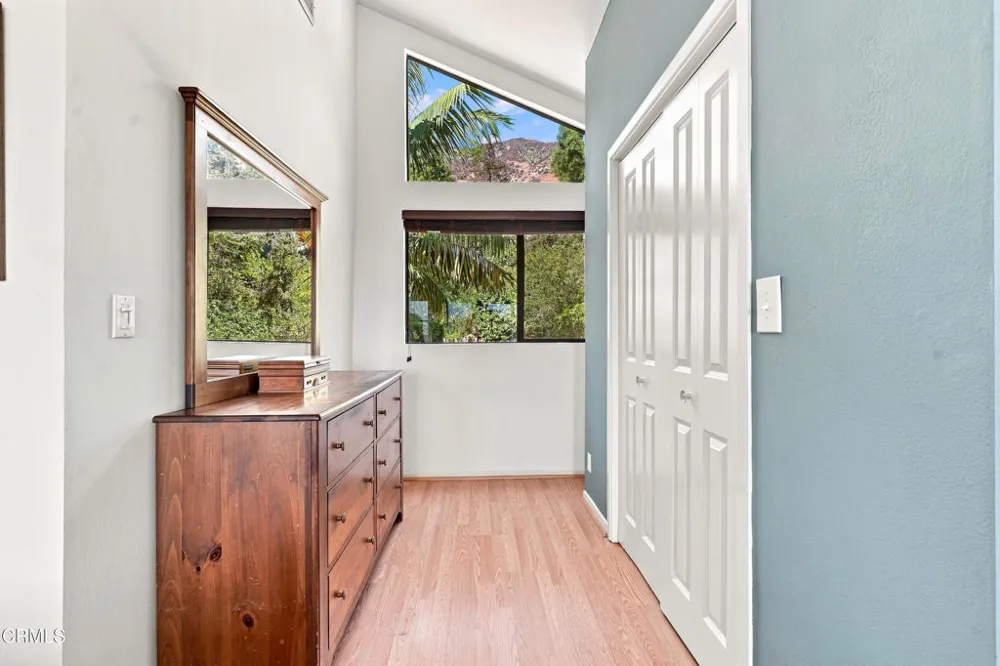 595 Elm Sierra Madre, CA 91024