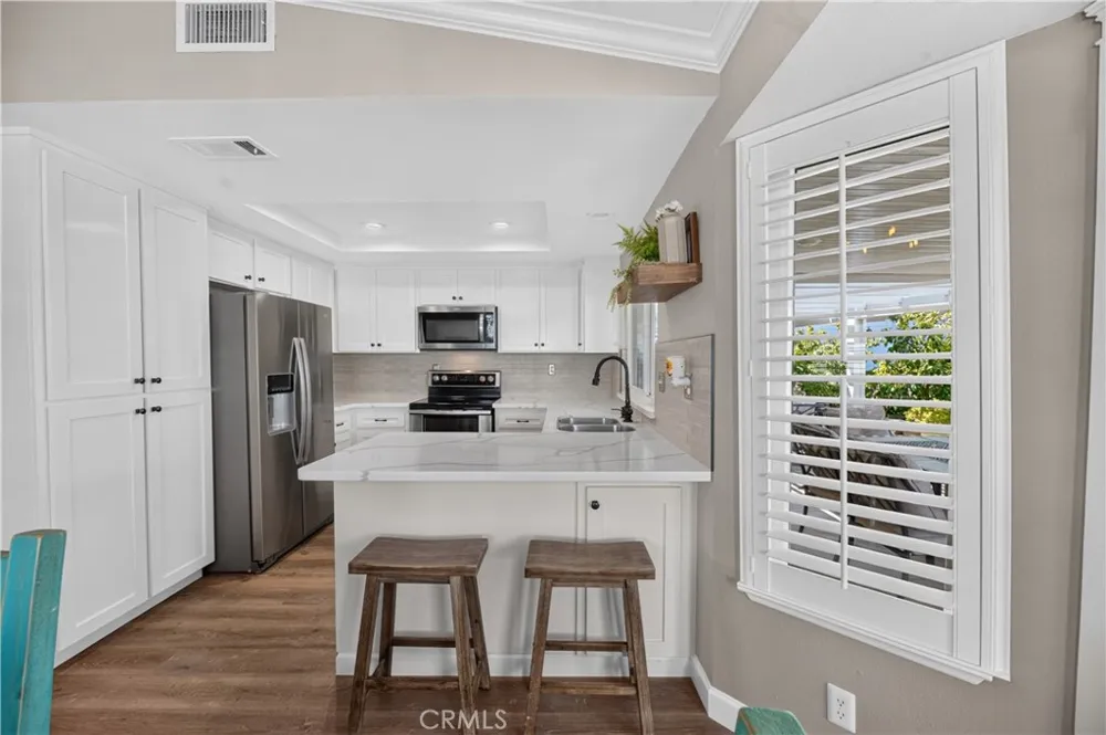 23664 Outrigger Canyon Lake, CA 92587