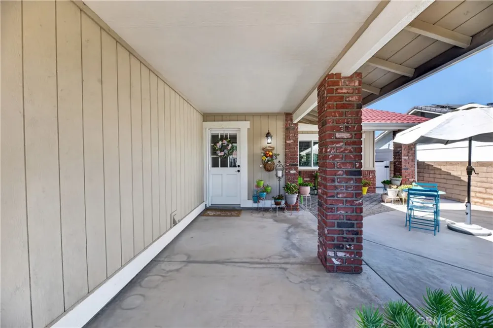 23664 Outrigger Canyon Lake, CA 92587