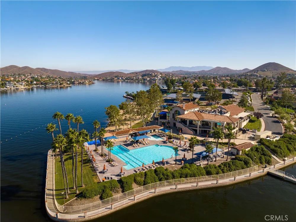23664 Outrigger Canyon Lake, CA 92587