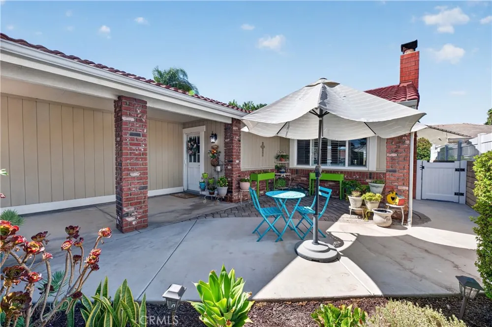 23664 Outrigger Canyon Lake, CA 92587
