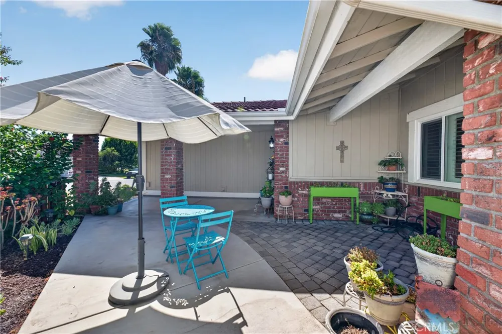 23664 Outrigger Canyon Lake, CA 92587