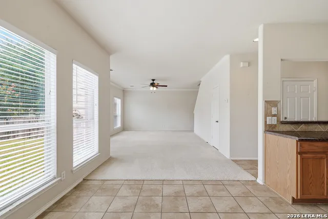 121 SLEEPY TRL Cibolo, TX 78108