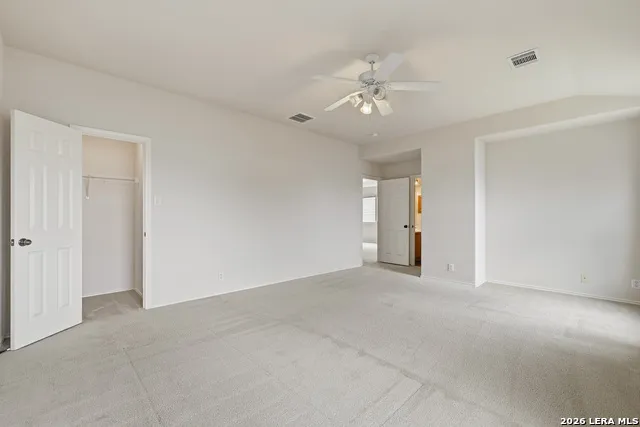 121 SLEEPY TRL Cibolo, TX 78108