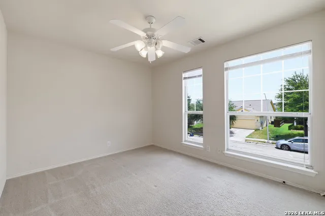 121 SLEEPY TRL Cibolo, TX 78108