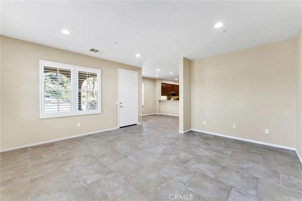 965 Sweetbriar Lane #A Azusa, CA 91702