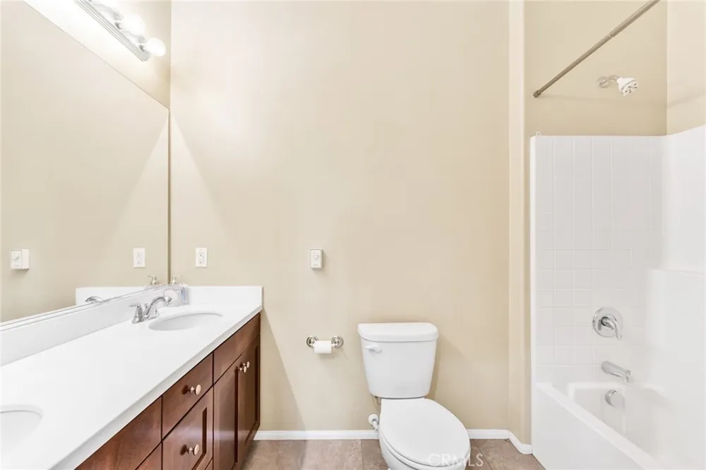 965 Sweetbriar Lane #A Azusa, CA 91702