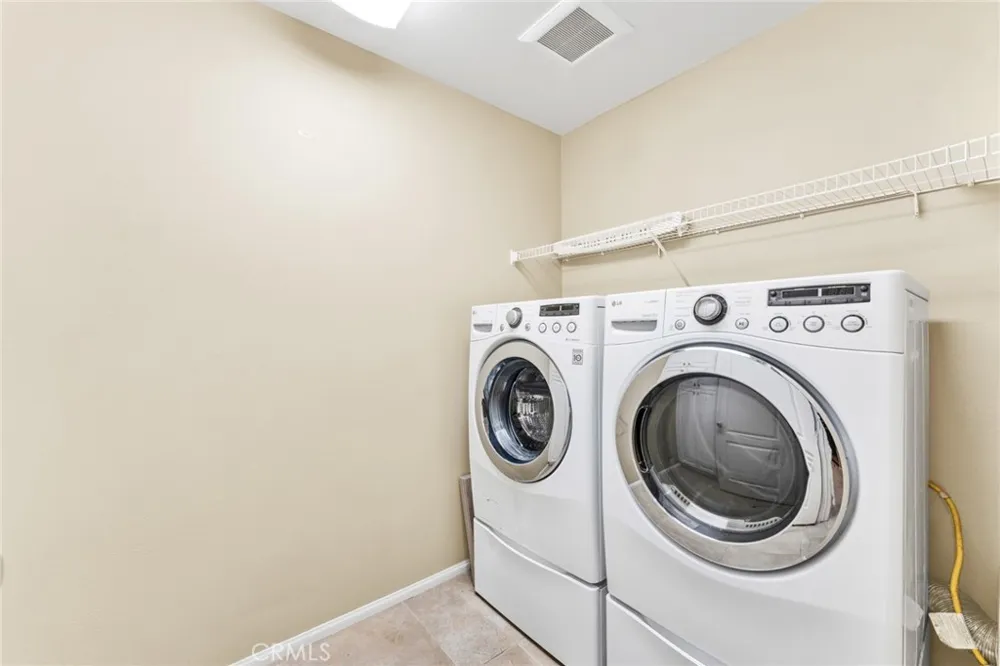 965 Sweetbriar Lane #A Azusa, CA 91702