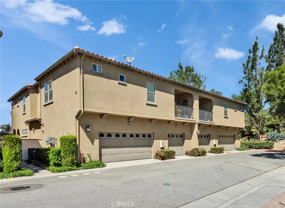 965 Sweetbriar Lane #A Azusa, CA 91702