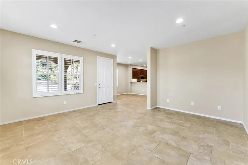 965 Sweetbriar Lane #A Azusa, CA 91702