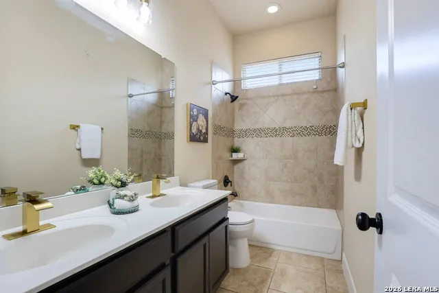 813 SUSSEX CV Cibolo, TX 78108