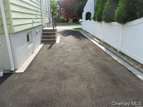 127 Gordon Valley Stream, NY 11581