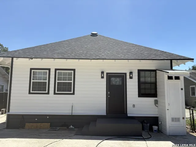 225 Linares San Antonio, TX 78225