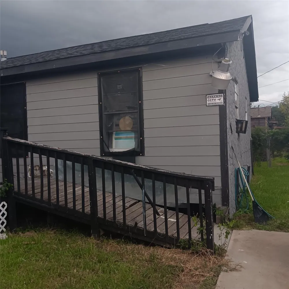 8121 Shotwell Street North Houston, TX 77016