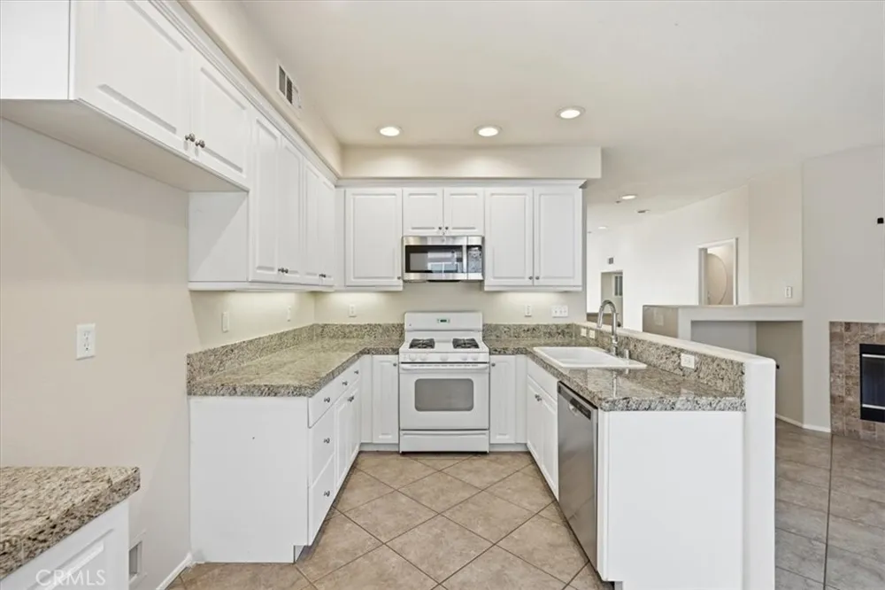 33600 Willow Haven  #106 Lane Murrieta, CA 92563