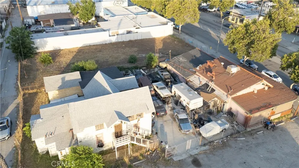 845 W Holt Pomona, CA 91768