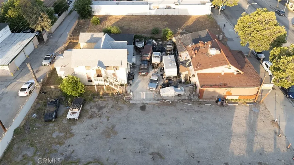 845 W Holt Pomona, CA 91768