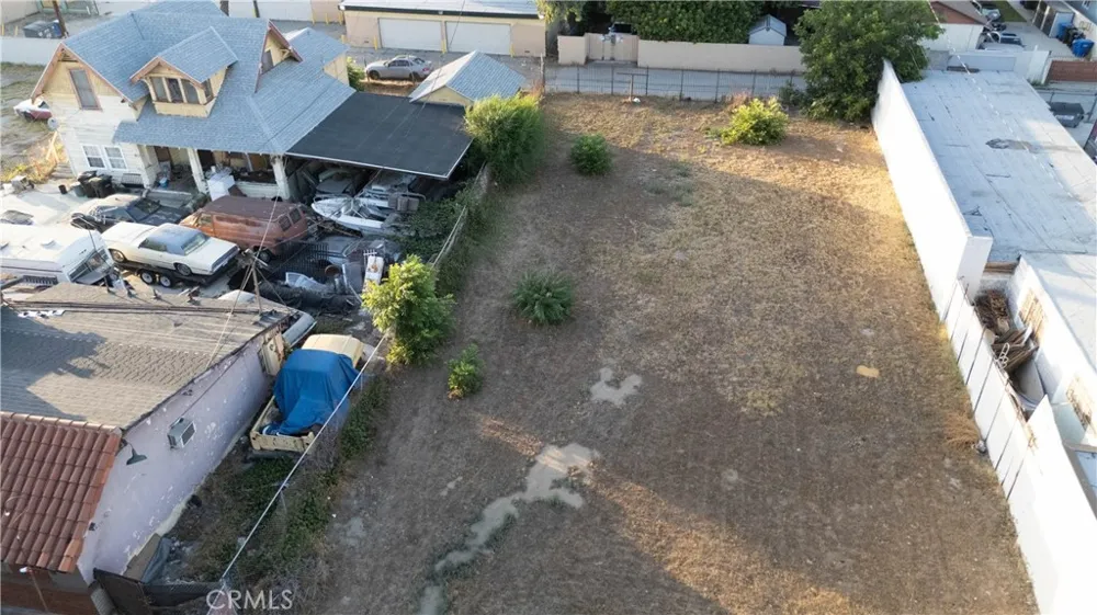 845 W Holt Pomona, CA 91768