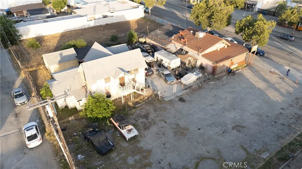 845 W Holt Pomona, CA 91768