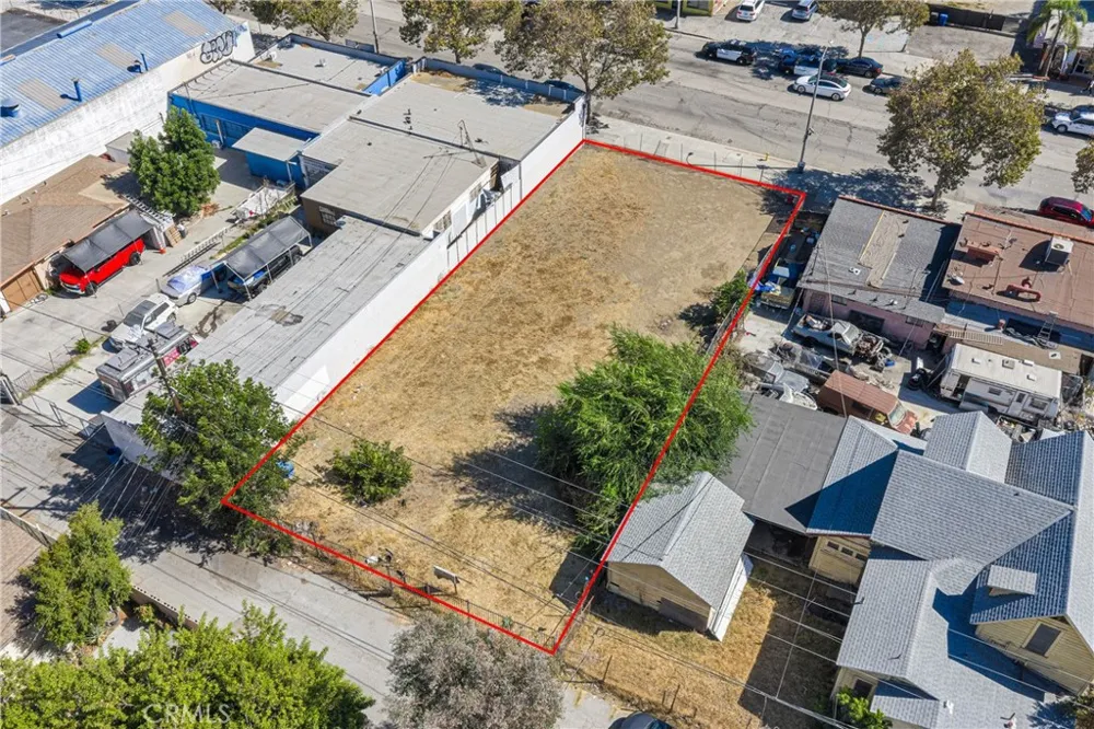 845 W Holt Pomona, CA 91768