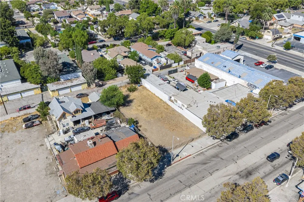 845 W Holt Pomona, CA 91768