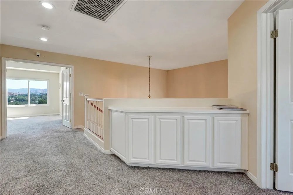 28404 Rock Canyon Saugus, CA 91390