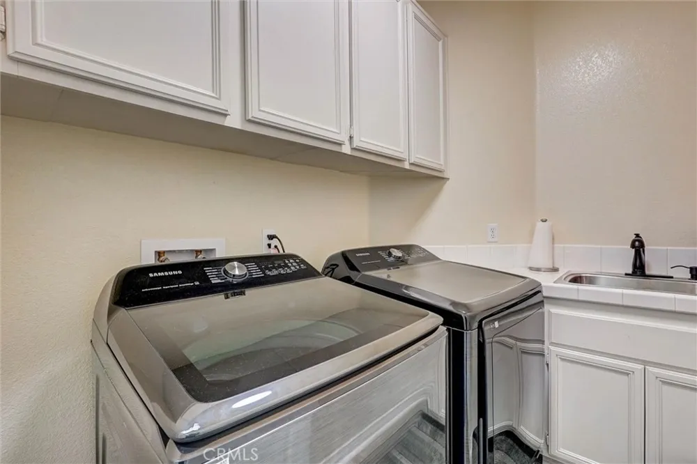 28404 Rock Canyon Saugus, CA 91390