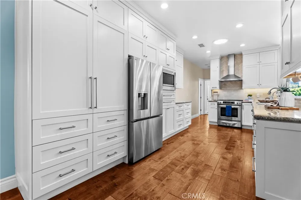 526 E Maple El Segundo, CA 90245