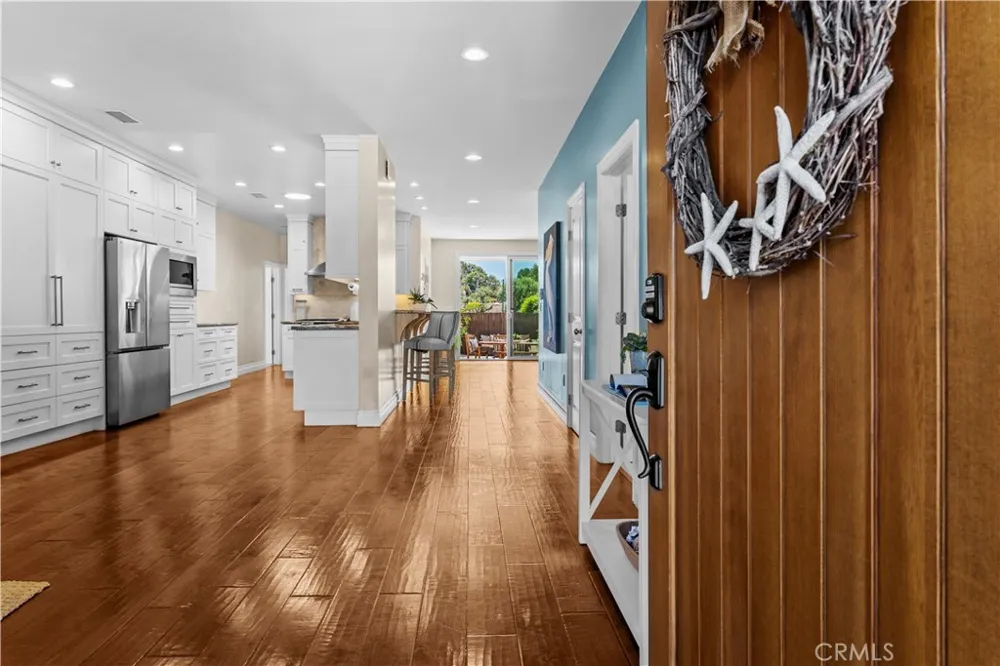 526 E Maple El Segundo, CA 90245