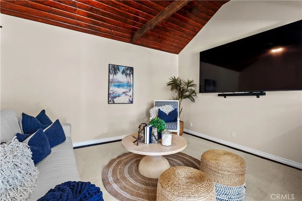 526 E Maple El Segundo, CA 90245