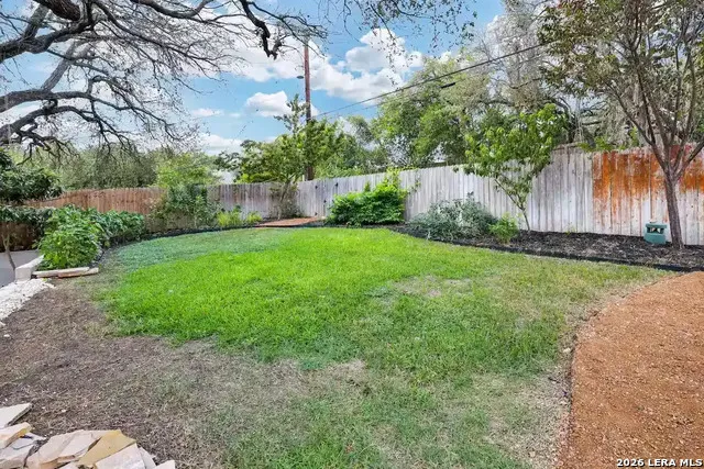 4023 Midvale San Antonio, TX 78229