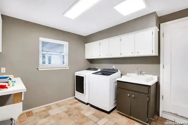 4023 Midvale San Antonio, TX 78229