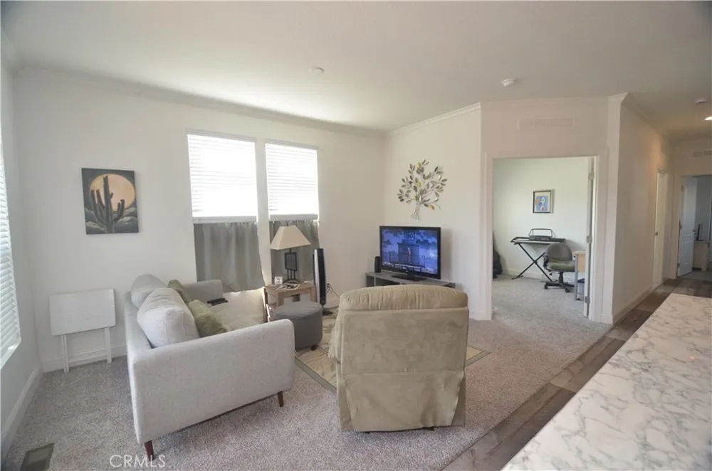 21001 Plummer Street #37 Chatsworth, CA 91311