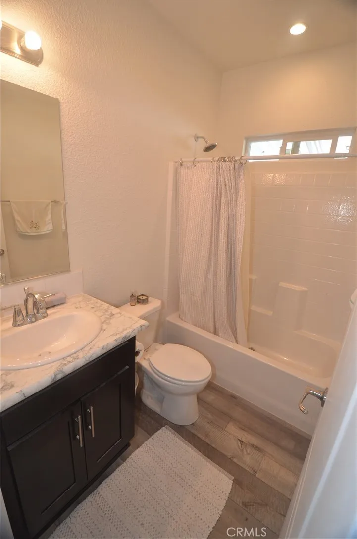 21001 Plummer Street #37 Chatsworth, CA 91311