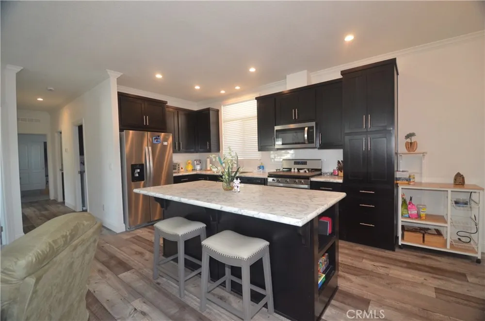 21001 Plummer Street #37 Chatsworth, CA 91311
