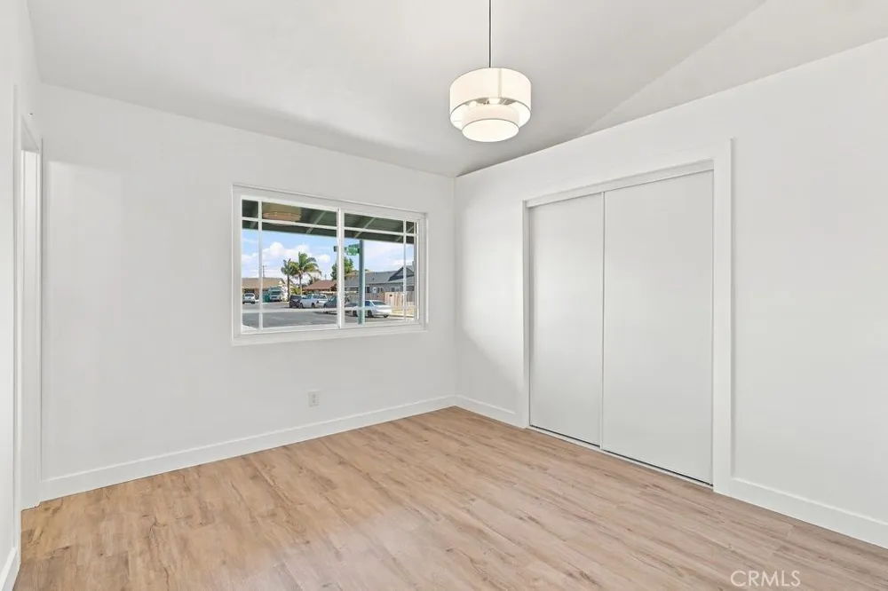 1118 Dena Santa Maria, CA 93454