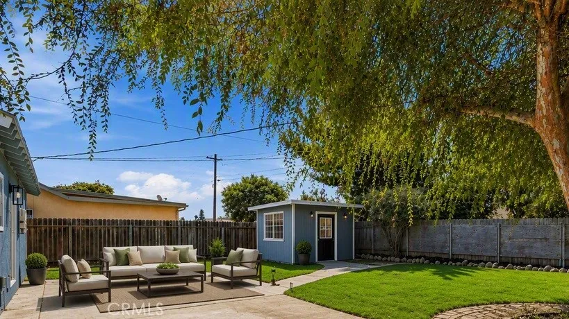 1118 Dena Santa Maria, CA 93454