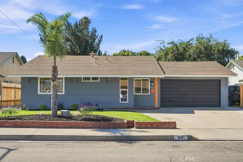 1118 Dena Santa Maria, CA 93454